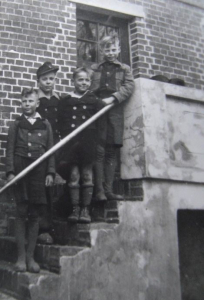 von links nach rechts die Brüder Gert, Ulrich, Werner und Dieter Dobrick 