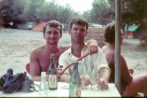 Peter Müller (links) mit Gunter Pschera kurz vor dem Fluchtversuch in Bulgarien
